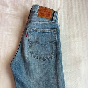 Levi's Straight Leg Jean